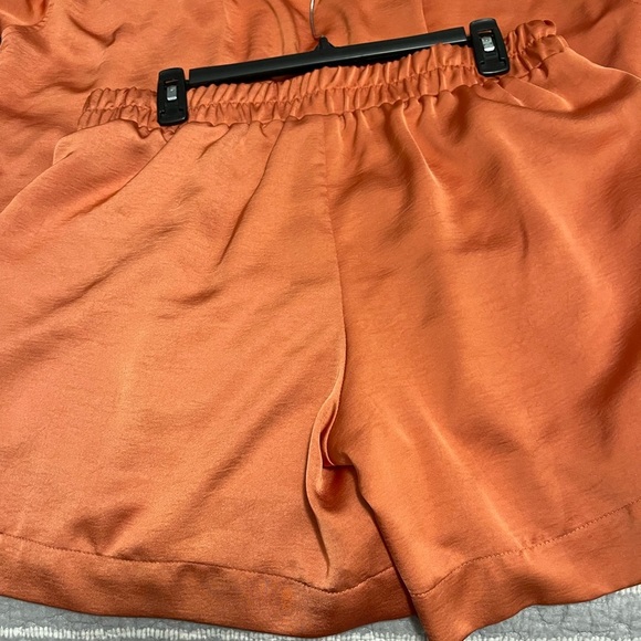 Two piece satin short set coral large lounge set leisure set - Picture 5 of 11